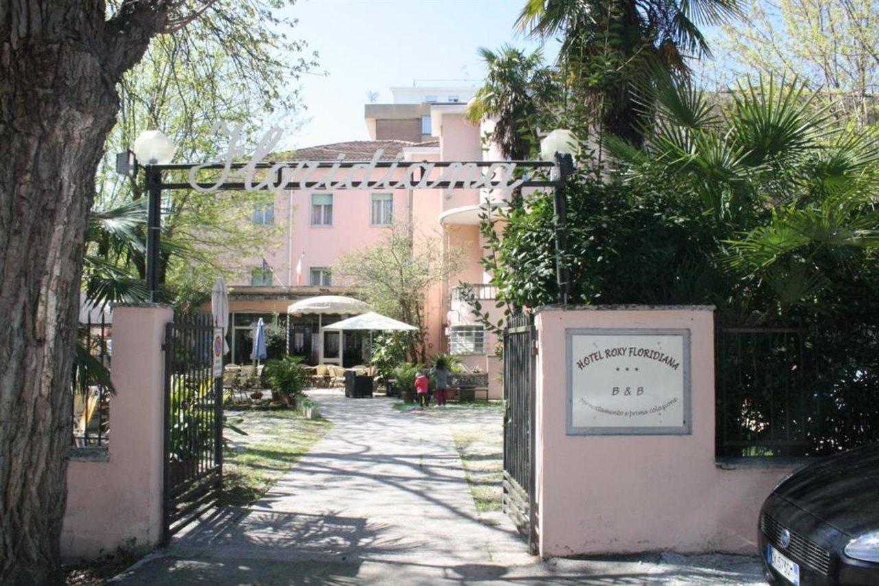 Hotel Roxy Floridiana Rimini Ngoại thất bức ảnh