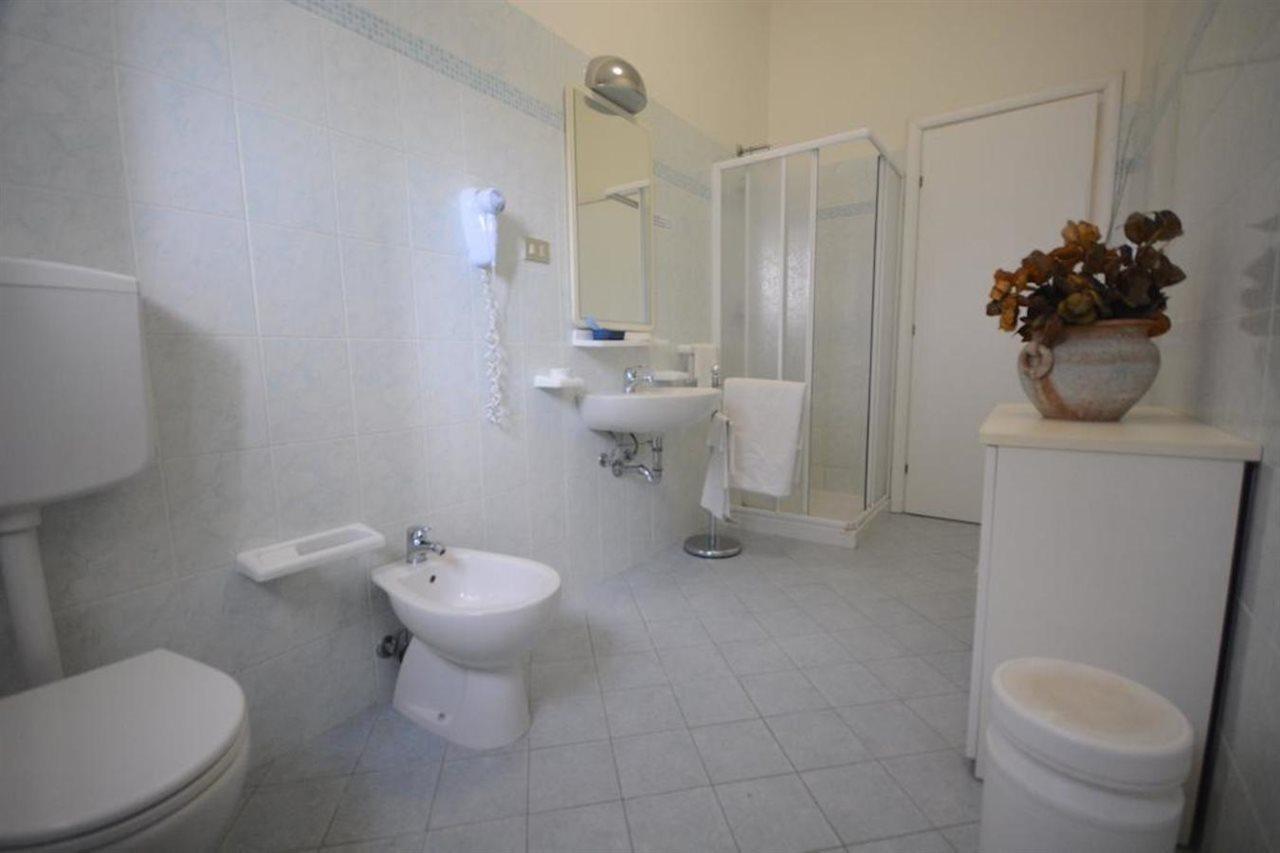Hotel Roxy Floridiana Rimini Ngoại thất bức ảnh