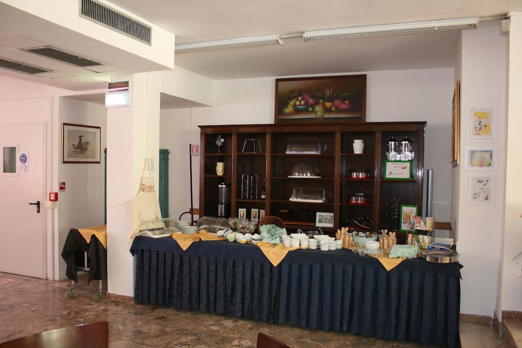 Hotel Roxy Floridiana Rimini Ngoại thất bức ảnh