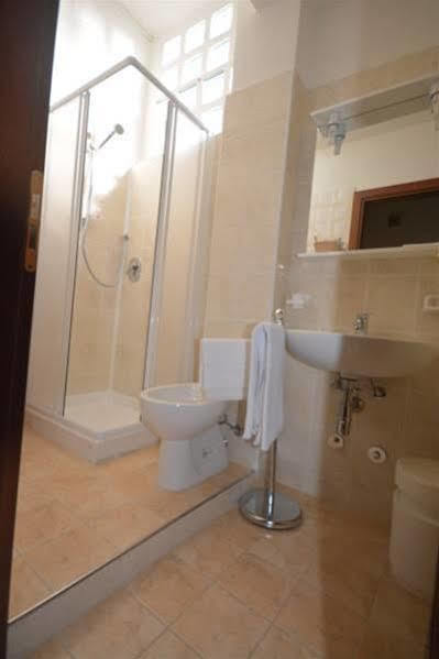 Hotel Roxy Floridiana Rimini Ngoại thất bức ảnh